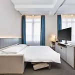 Hotel H+ 4*