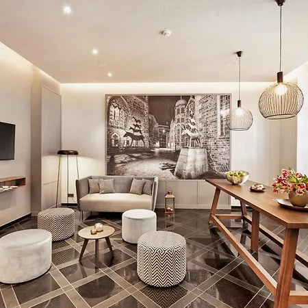 H+ Hotel 4*