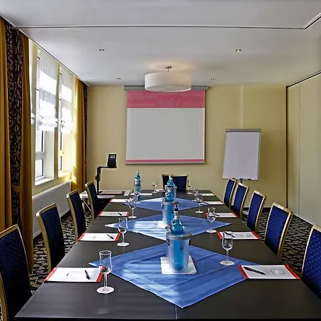 Hotel H+ 4*