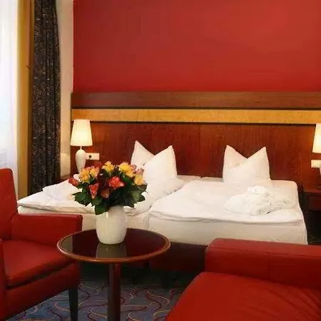 H+ Hotel